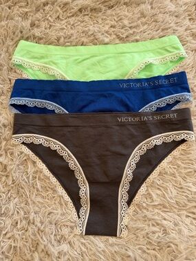 Lot of 3 NWT Scrunch Butt Victoria's Secret Cheekini Gray Blue Green Small